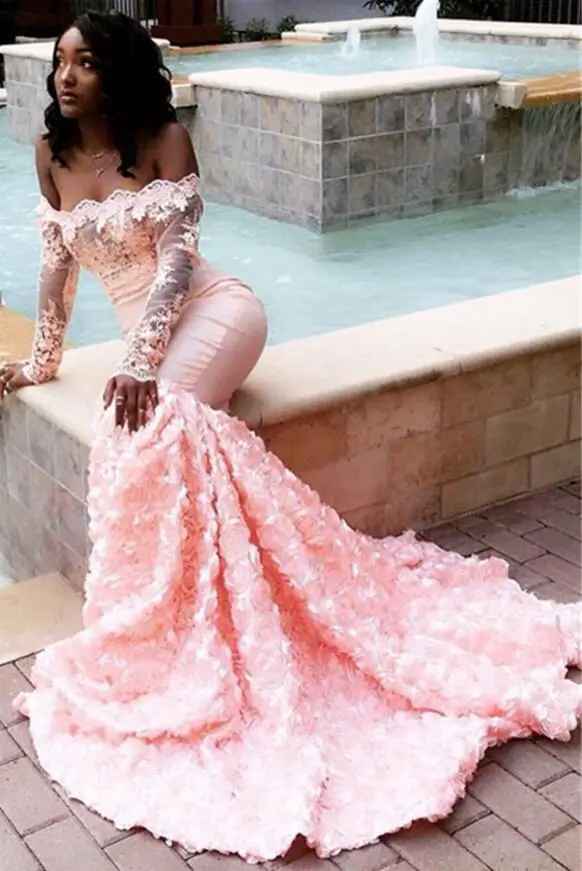 

2019 Mermaid Off-the-Shoulder Appliques Gorgeous Prom gown Prom Dresses Sexy Lace Applique Elegant Evening Dress