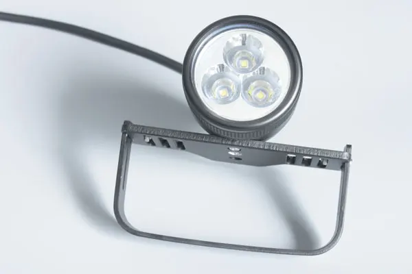 Акция светодиодный светильник рь для дайвинга Brinyte DIV10 CREE XML2 3000lm фонарь