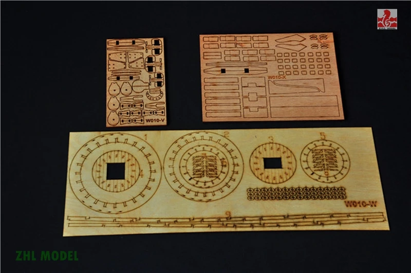 ZHL INGERMANLAND1715 KL10 модель корабль дерево