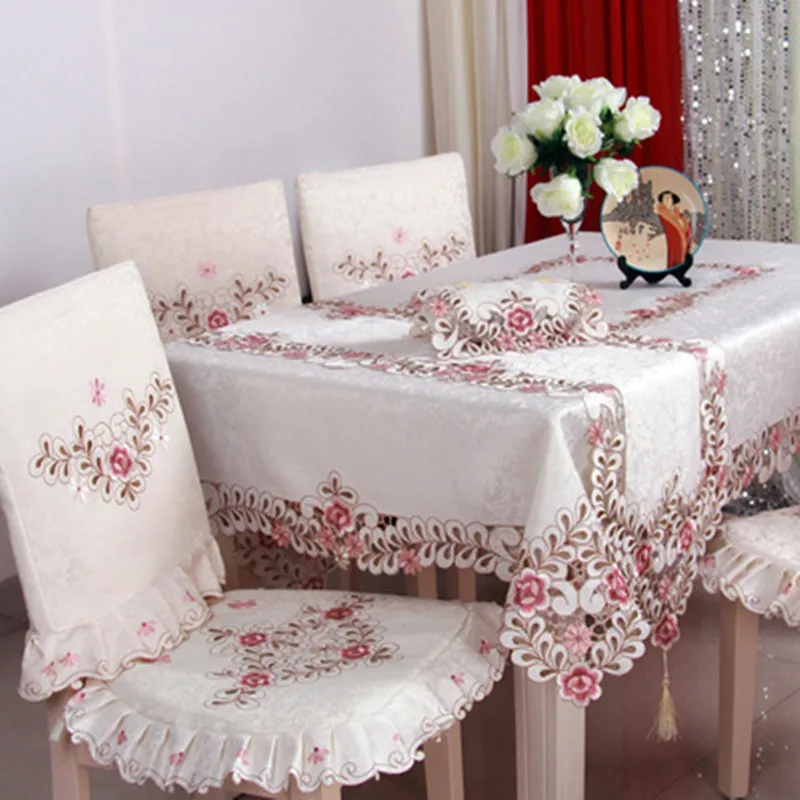 

BZ320 European Luxury Polyester Embroidery Floral Tablecloth Hotel Home Wedding Party Lace Edge Table Cover Decorative Hot Sale