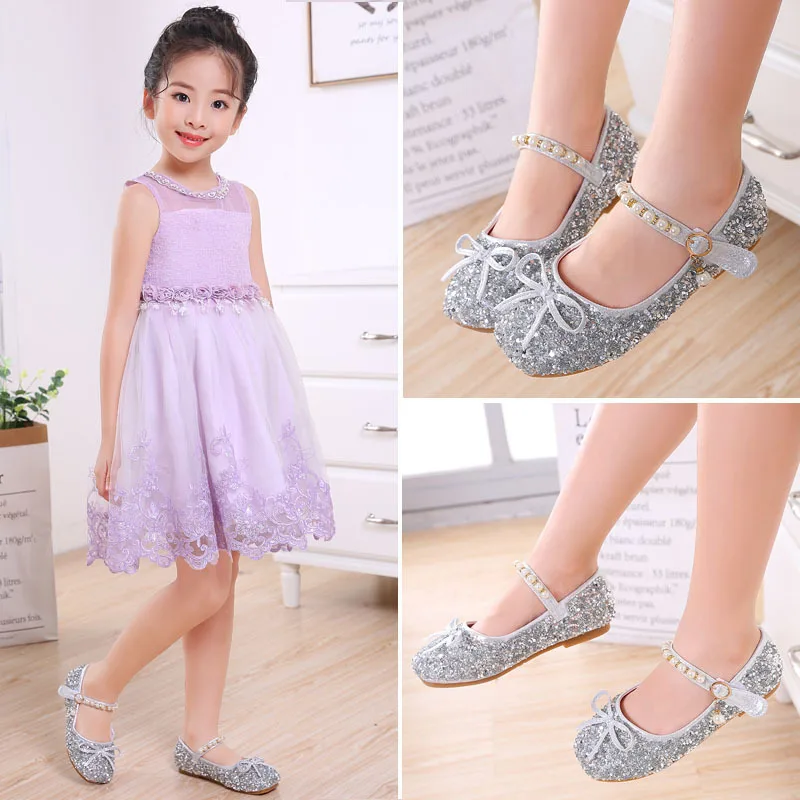 Кожаная обувь для девочек демисезонная детская со стразами нескользящая