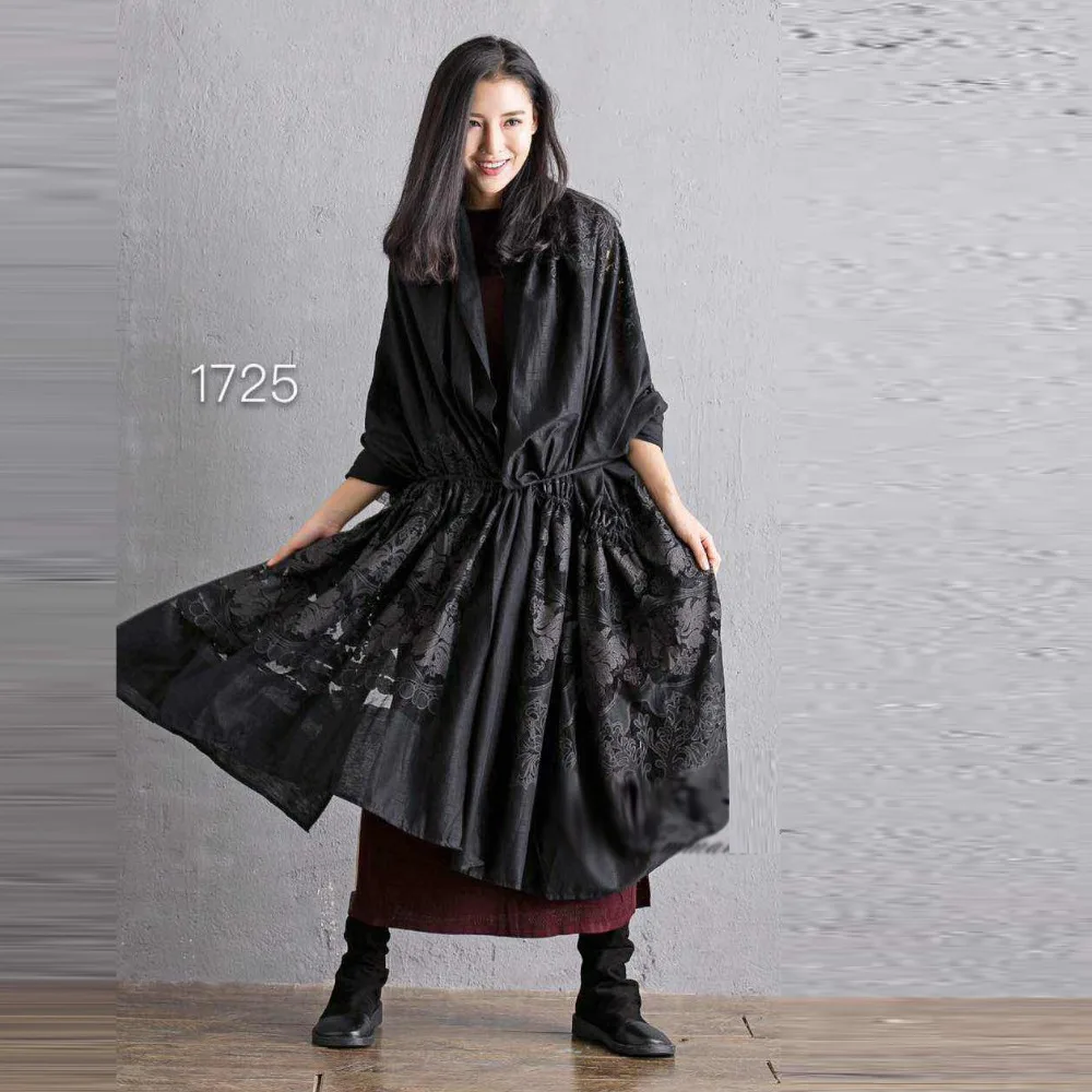 Весенне летнее платье с вырезами оригинальный рисунок со шнуровкой женская