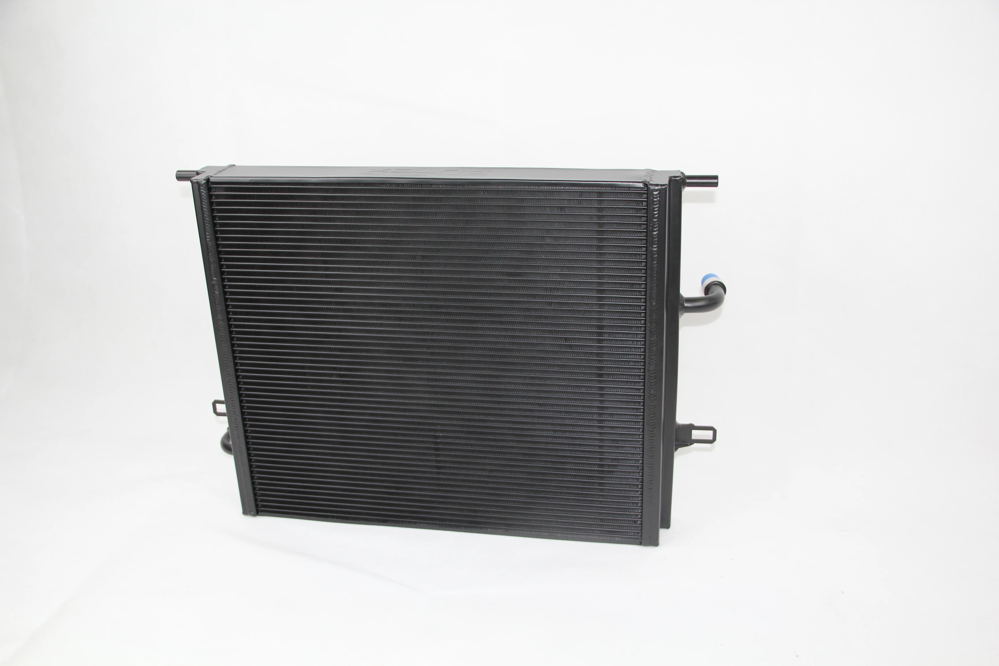 Высокопроизводительный складской интеркулер для двигателя bmw f3x 328 330 b48 |