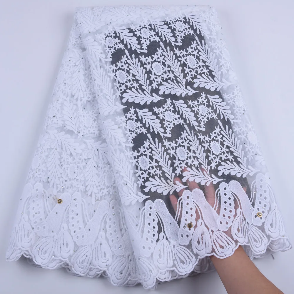 

Latest Nigerian Laces Fabrics 2019 High Quality African Milk Silk Lace Fabric Wedding African French Lace Fabric 5 Yards 1680