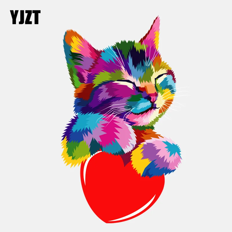 YJZT 10.2CM*16.1CM Colorful Cat Holding Heart PVC Decoration Car Sticker 11-01174 | Автомобили и мотоциклы