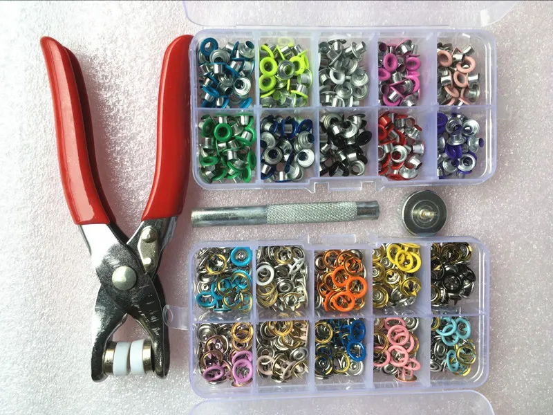 1 шт. плоскогубцы+ 1 набор люверсов инструмент+ 100 наборов 10 цветов 9,5 мм зубчатые кнопки крепежные кнопки пресс-шпильки попперы пряжки+ 200 шт. 4 мм люверсы