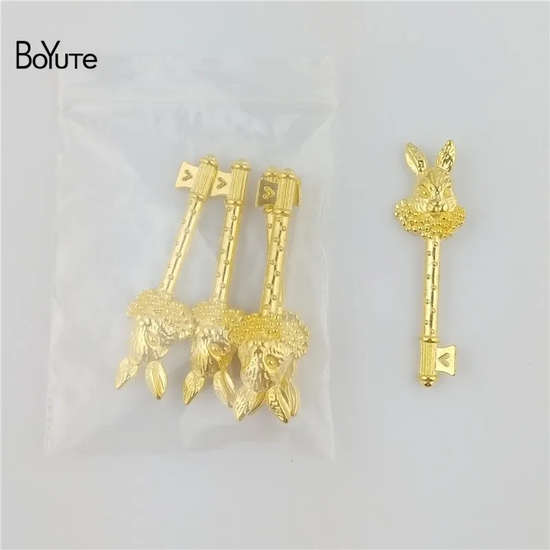 Peter Rabbit Gold BoYuTe(30 шт./лот) 23*47 мм Для мужчин 24*47 мм Для женщин Винтаж Diy Jewelry аксессуары Запчасти Микки ключ кулон - Окраска металла: Peter Rabbit Gold