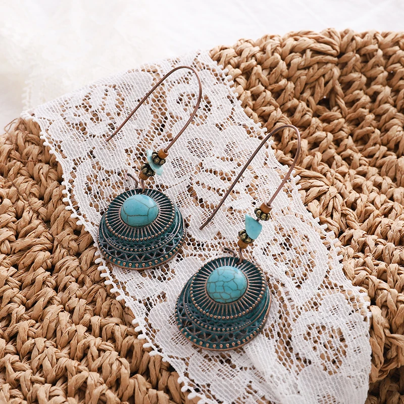 Винтажные этнические полые позолоченные серьги бронзовая фотография Женская