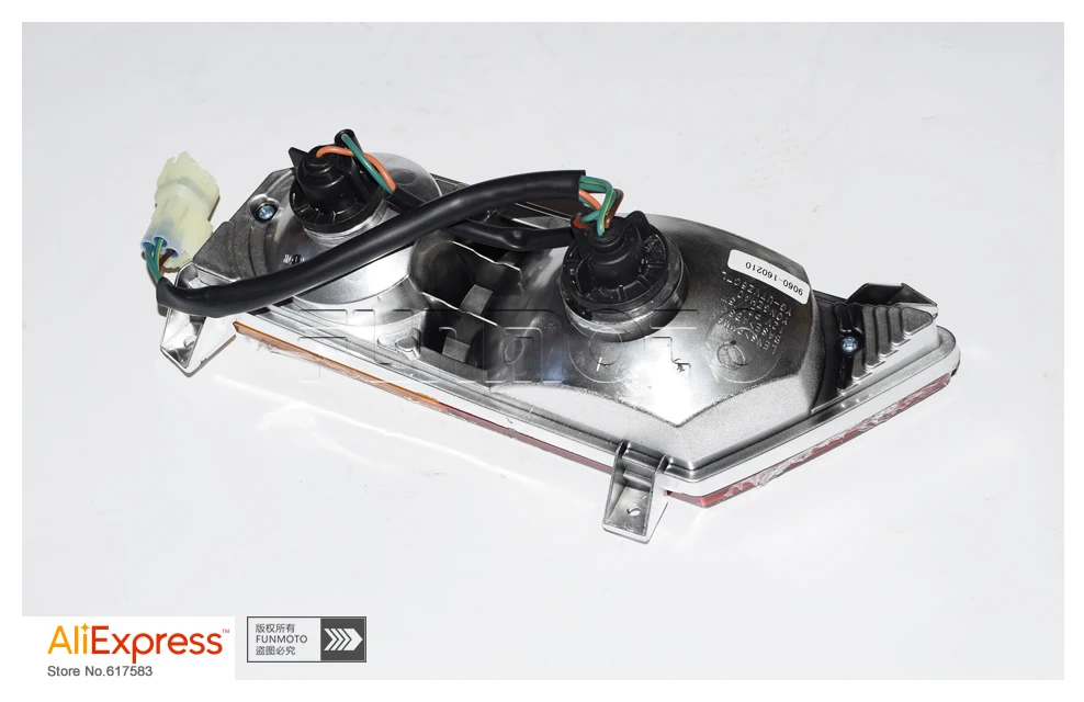 Левый и правый задний светильник для CF800/CFX8/CF800-2 код детали 9060-160210/9060-160220