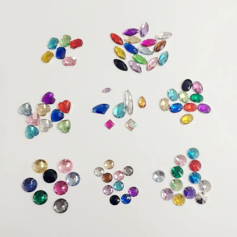 Разноцветные (два отверстия) смолы с плоской задней частью акрил Имитация