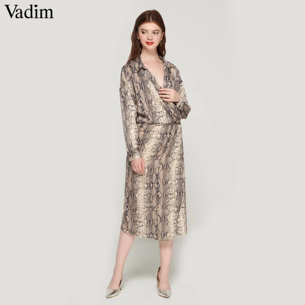 Винтажное платье Vadim с запахом и принтом в виде змеи треугольным вырезом бантом