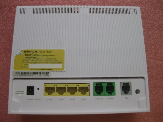 В коробке разблокированный huawei HG552d ADSL модем/маршрутизатор