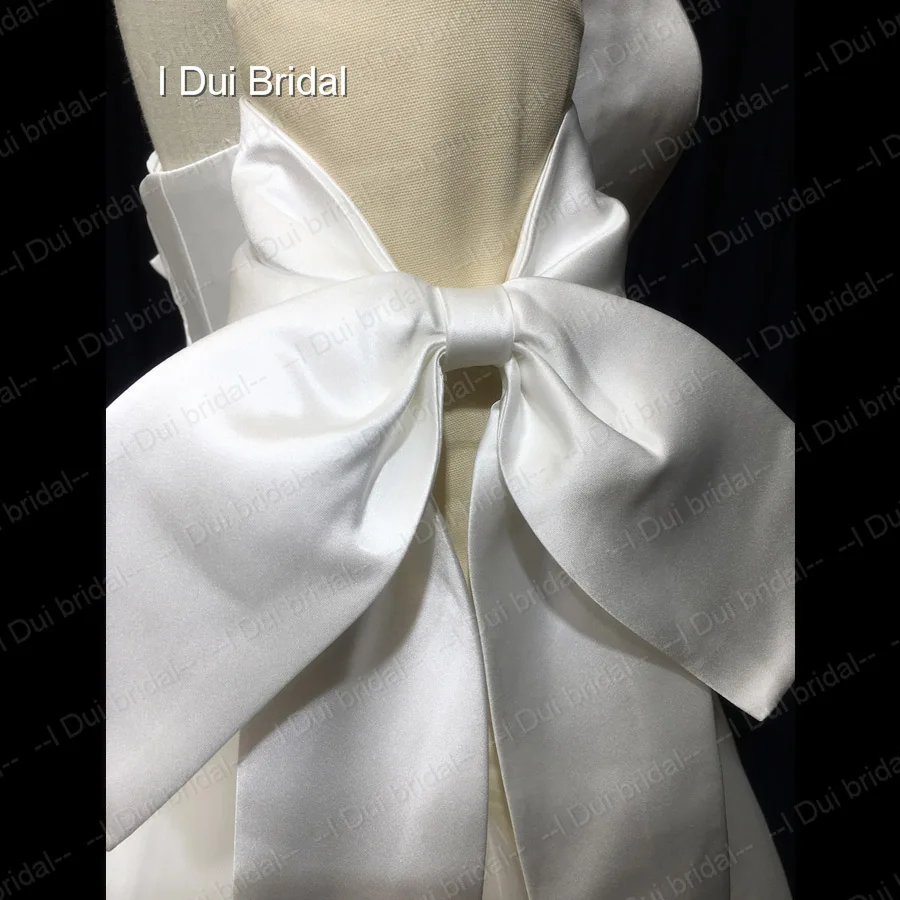 

Bow Tie Sleeve Wedding Dress Vintage A Line Tulle Satin Simple Bridal Gown High Quality
