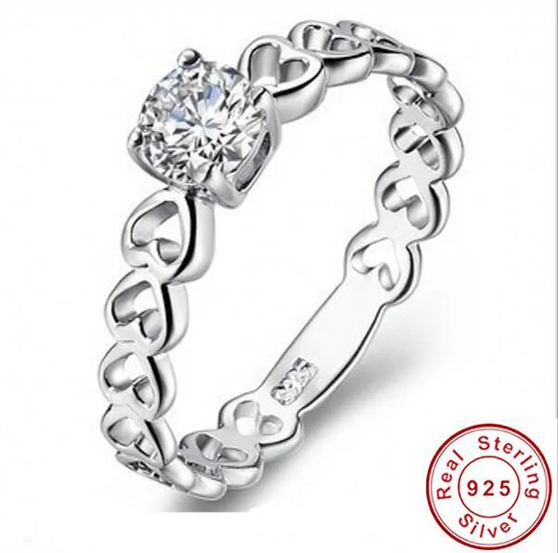 Женское кольцо из серебра 925 пробы с круглым фианитом|Кольца| |