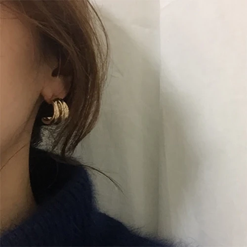 Серьги гвоздики необычные металлические женские Модные Винтажные