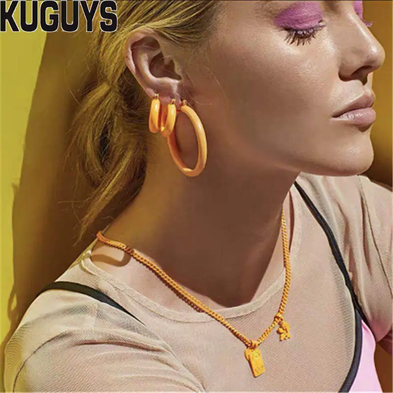 KUGUYS высокое качество 5 цветов Неоновые Круглые серьги-кольца для женщин модные ювелирные изделия матовые металлические серьги модные вечерние аксессуары