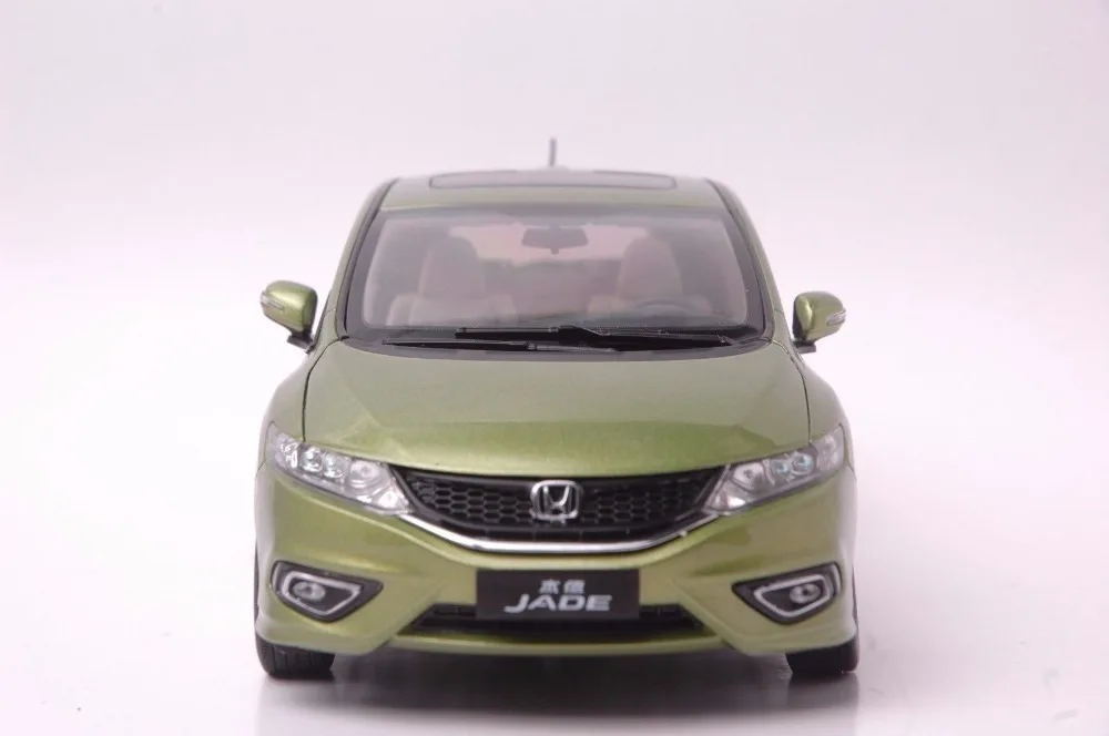 1:18 литье под давлением модель для Honda jade зеленый вагон Игрушечная машина из сплава миниатюрная коллекция подарки ДЖАЗ Fit