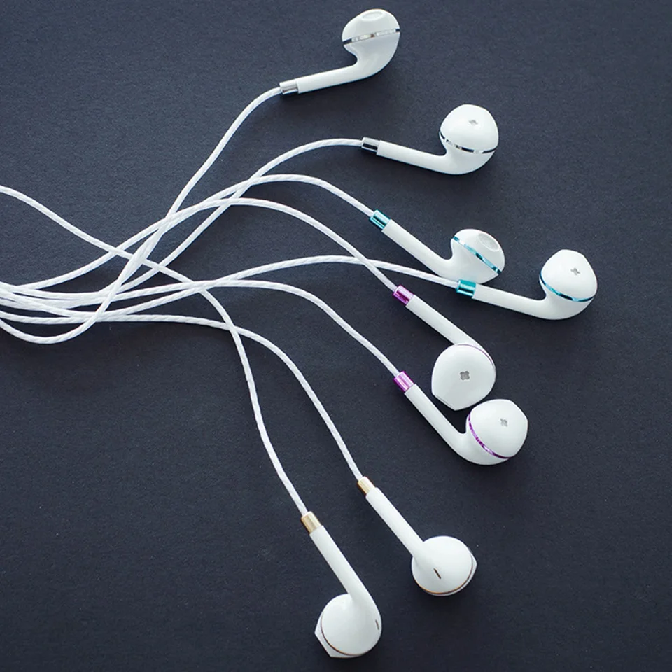New Super Bass earbuds headset Stereo Sport Earphones earpiece wired in-ear Earphone for iphone xiaomi Samsung