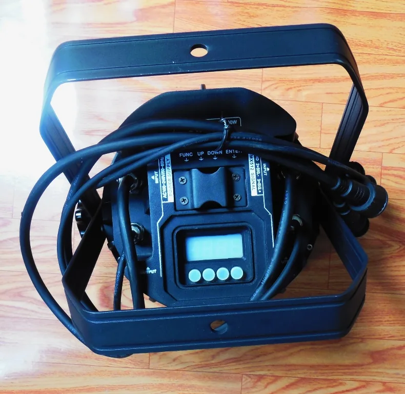 54*1 Вт Водонепроницаемый RGBW(12R18G18B6W)DMX512 par lightIP65 Номинальная AC90-245V вход | Лампы и
