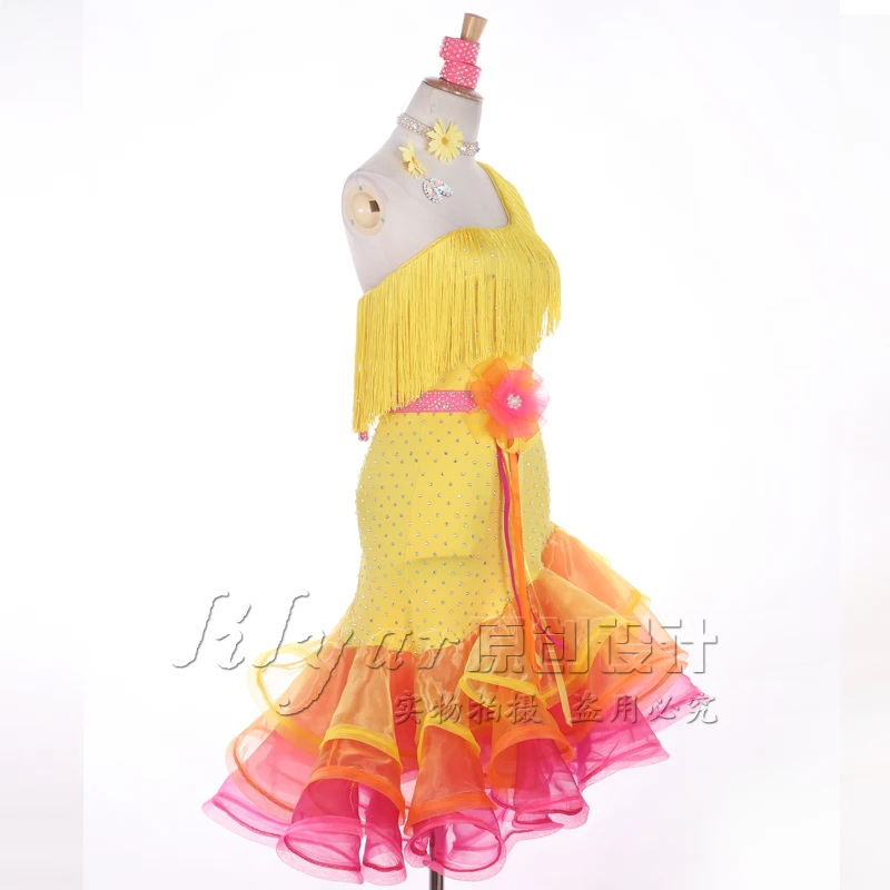 New Latin Skirt Costume Dance performance costume yellow shoulder fish bone curling asymptotic color | Тематическая одежда и