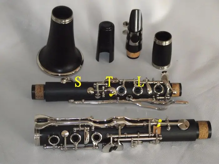 

Excellent clarinet Bb ebonite 19 KEYS good technique
