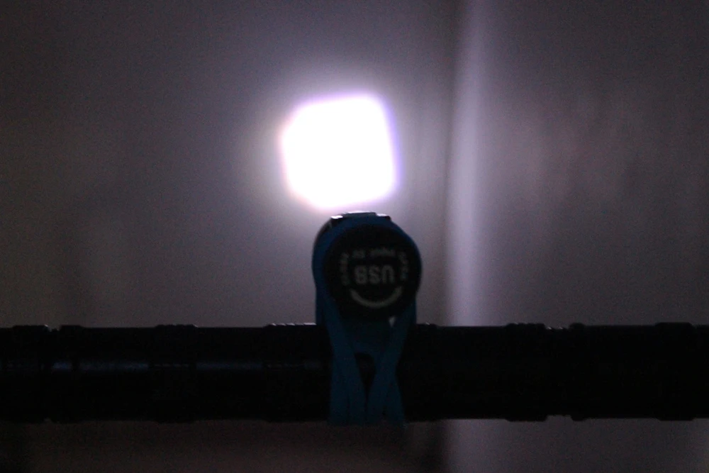 Ручной светодиодный фонарик с USB миниатюрный перезаряжаемый фонарь 3 режимами