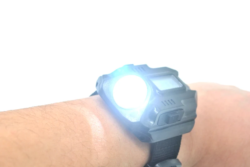 Многофункциональный водонепроницаемый спортивный USB зарядка led наручные
