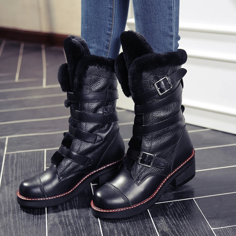 Женские зимние ботинки из кожи с натуральным лицевым покрытием и плюшем модные