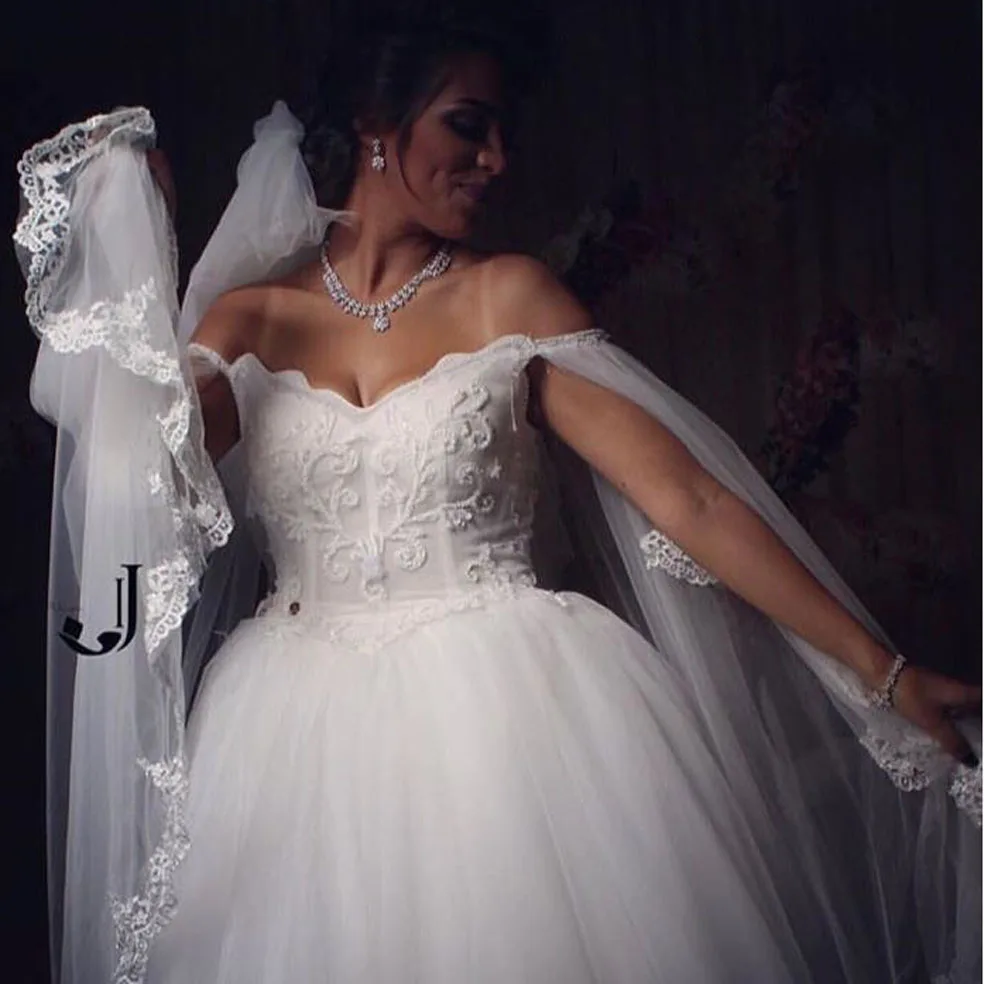 Простой но Элегантный С Плеча Милая Бисером Жемчуг Длинным Рукавом Принцесса