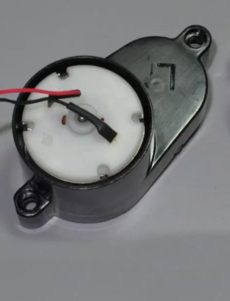 L Motor Боковая щетка двигателя Модуль в сборе Для Ecovacs Deebot CR120 CR121 CEN546 CEN540 CR540 Dibea x500 PANDA X500 X850 запасные части - Цвет: L Motor