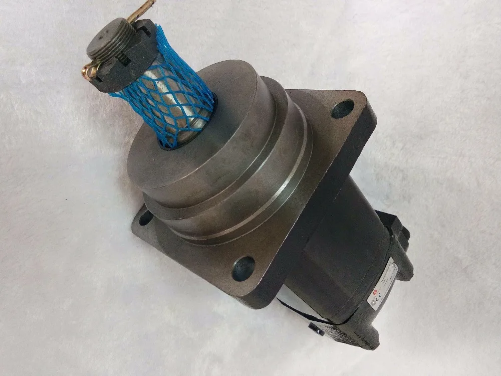 

WHEEL MOTOR 105-1028-006 LOW SPEED HIGH TORQUE HYDRAULIC MOTOR