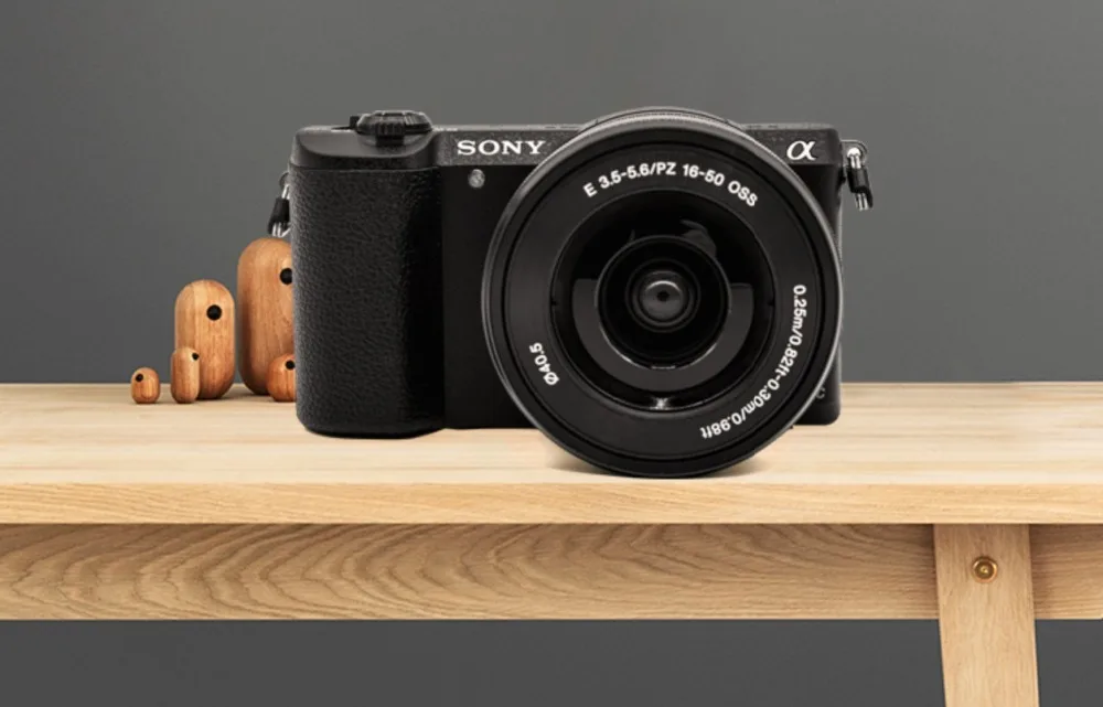 Sony A5000 беззеркальная цифровая камера с объективом OSS 16-50 мм/б/у