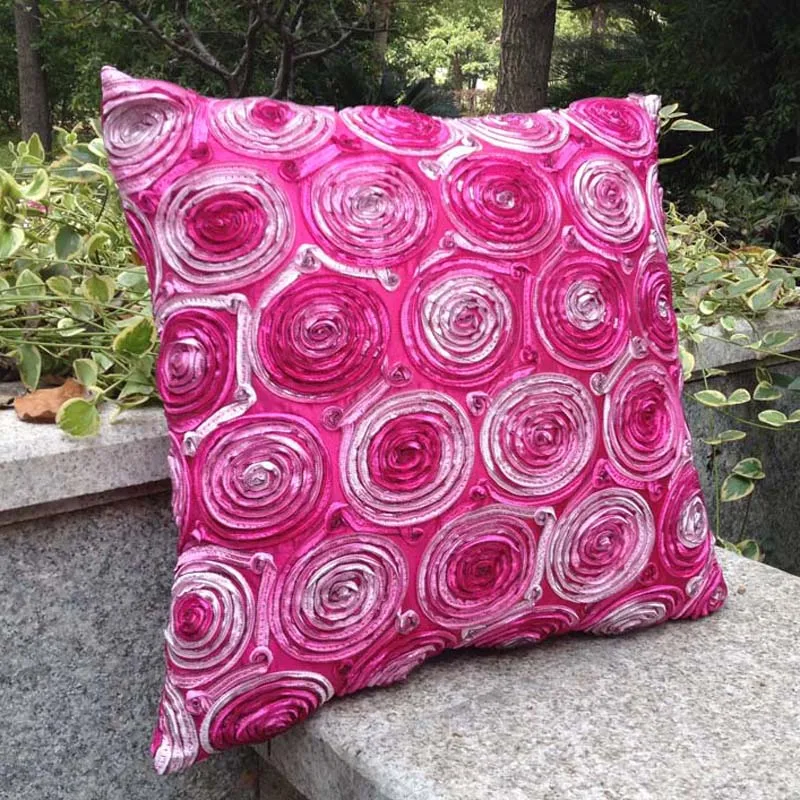 Розовый декоративный чехол для подушки с вышивкой Fuschia наволочка дивана и кресла