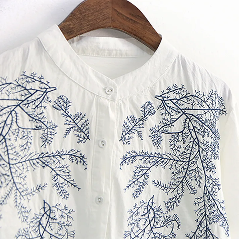 2017 Spring and Summer Fresh Women's Vintage Stand Collar Pullover Embroidery Branches Medium-long White Long-sleeve Shirt |