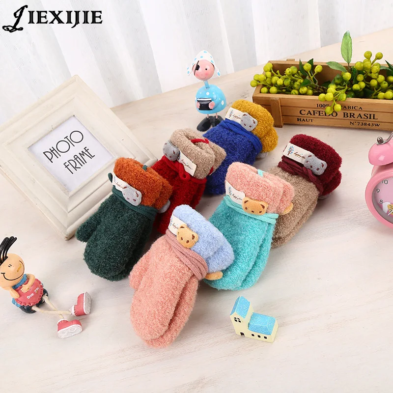 

Japanese Bear Pendant Kids Knitt Gloves Children's thickening Warm Boy Girls Winter Glove jacquard gloves Coral velvet Mittens