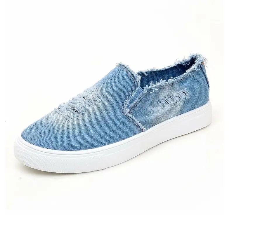 Light blue Новое поступление года; женская обувь из джинсовой ткани; модная повседневная обувь на плоской подошве; Классическая обувь на мягкой плоской подошве; Весенняя парусиновая обувь для студентов; женская обувь;* 119 - Цвет: Light blue