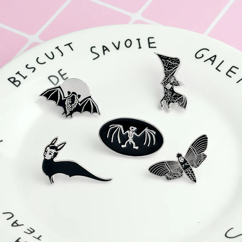 Летучая мышь летящая пчела черная брошь для друзей женщин и мужчин Панк