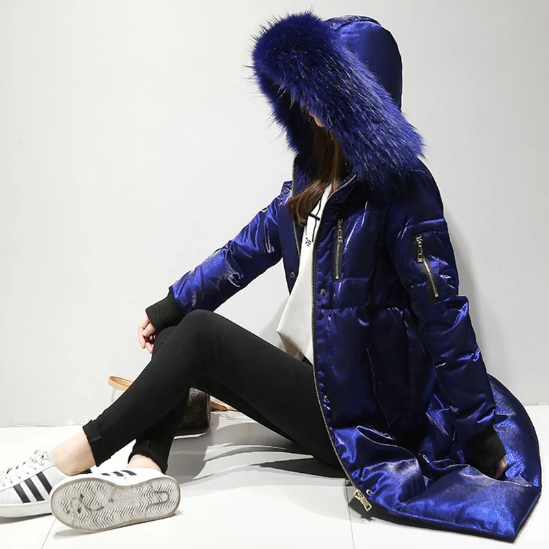 Зимний женский длинный пуховик большой меховой воротник с капюшоном белый