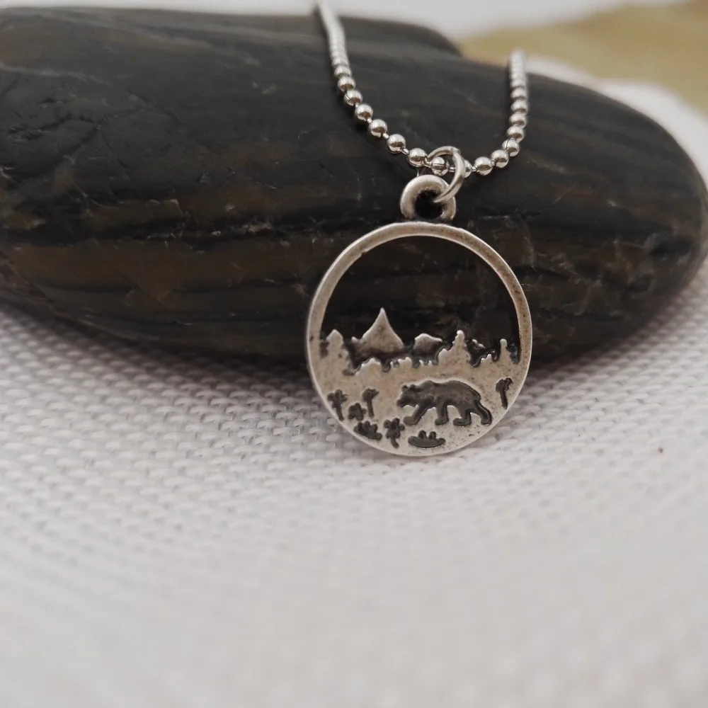 10 шт. Новое модное ожерелье с симпатичным горным медведем Подвеска природным