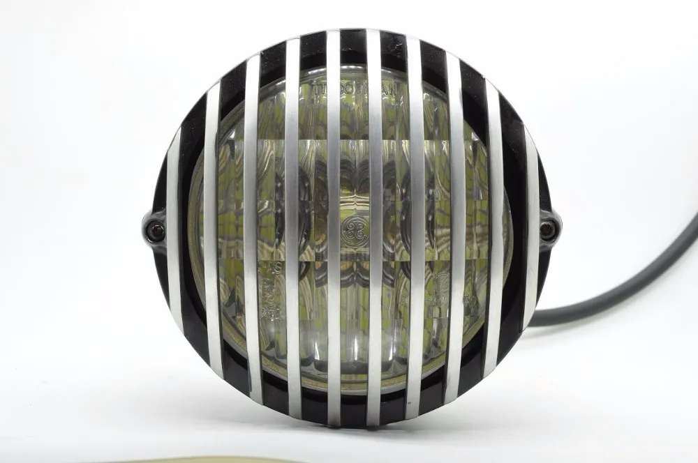 Черный винтажный старинный стиль чоппер мотоцикл поплавок светильник уличная