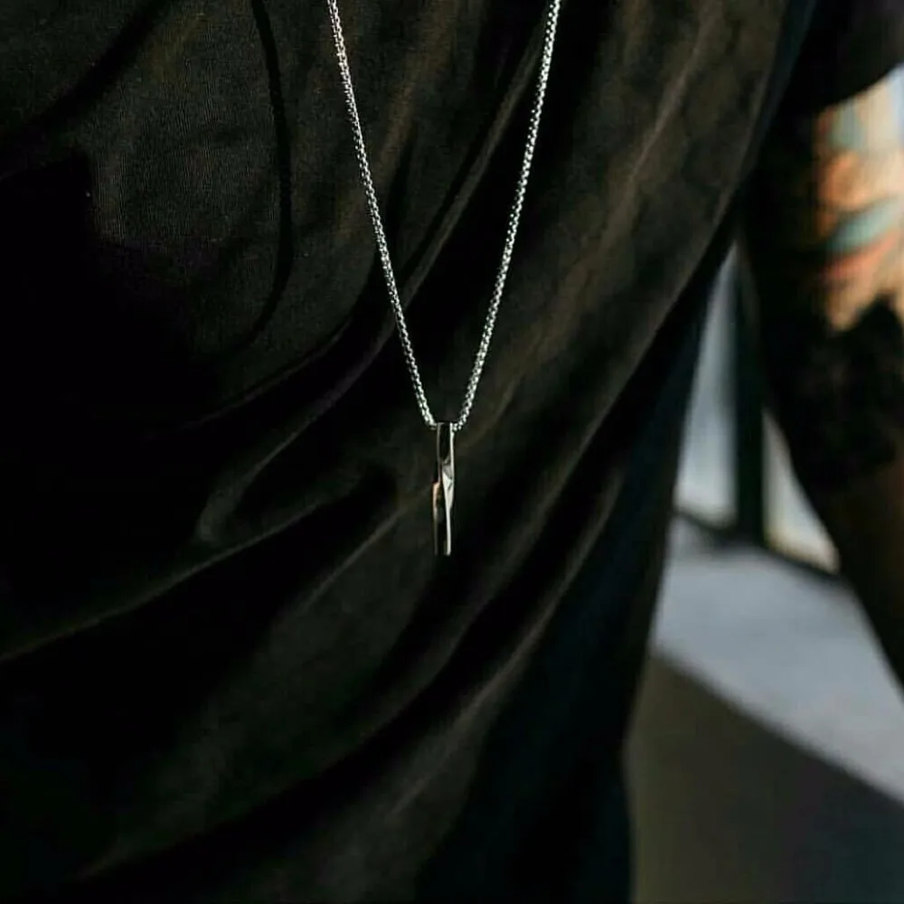 Square Twisted Column Pendant Necklace for Men Stainless Steel Male Female Couples Jewelry Oxidation Rainbow Silver Gold Tone|pendant