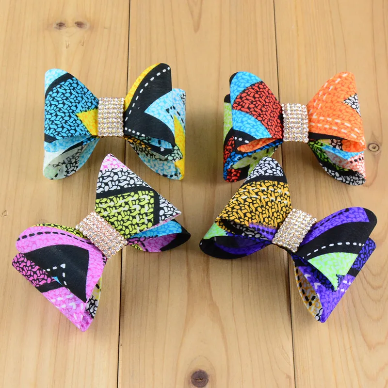 3 2 ''твердый 3D бант без зажима Супер жесткий атласный из ПВХ с пуговицами со