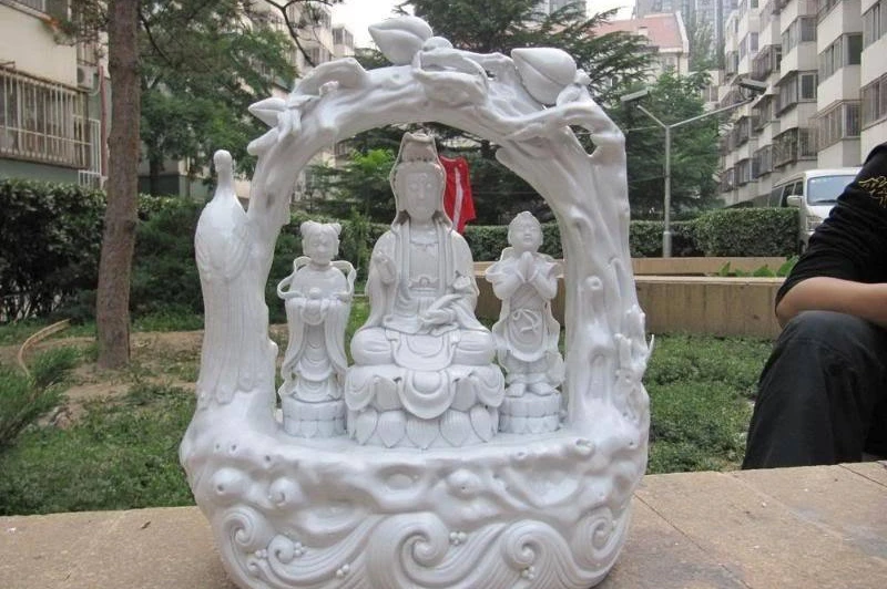 Китайская народная белая фарфоровая статуя бодхисаттвы для мальчиков и девочек |