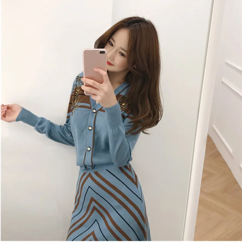 

HIGH QUALITY New 2019 Fashion Designer Runway Suit Set Women's Knitting Sweater Skirt Set