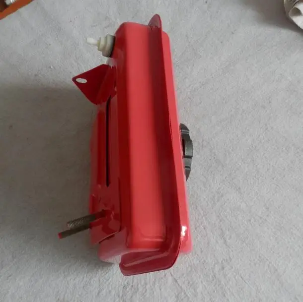 Сборка топливного бака 152F с колпачковым фильтром и соединением 1 2 л для