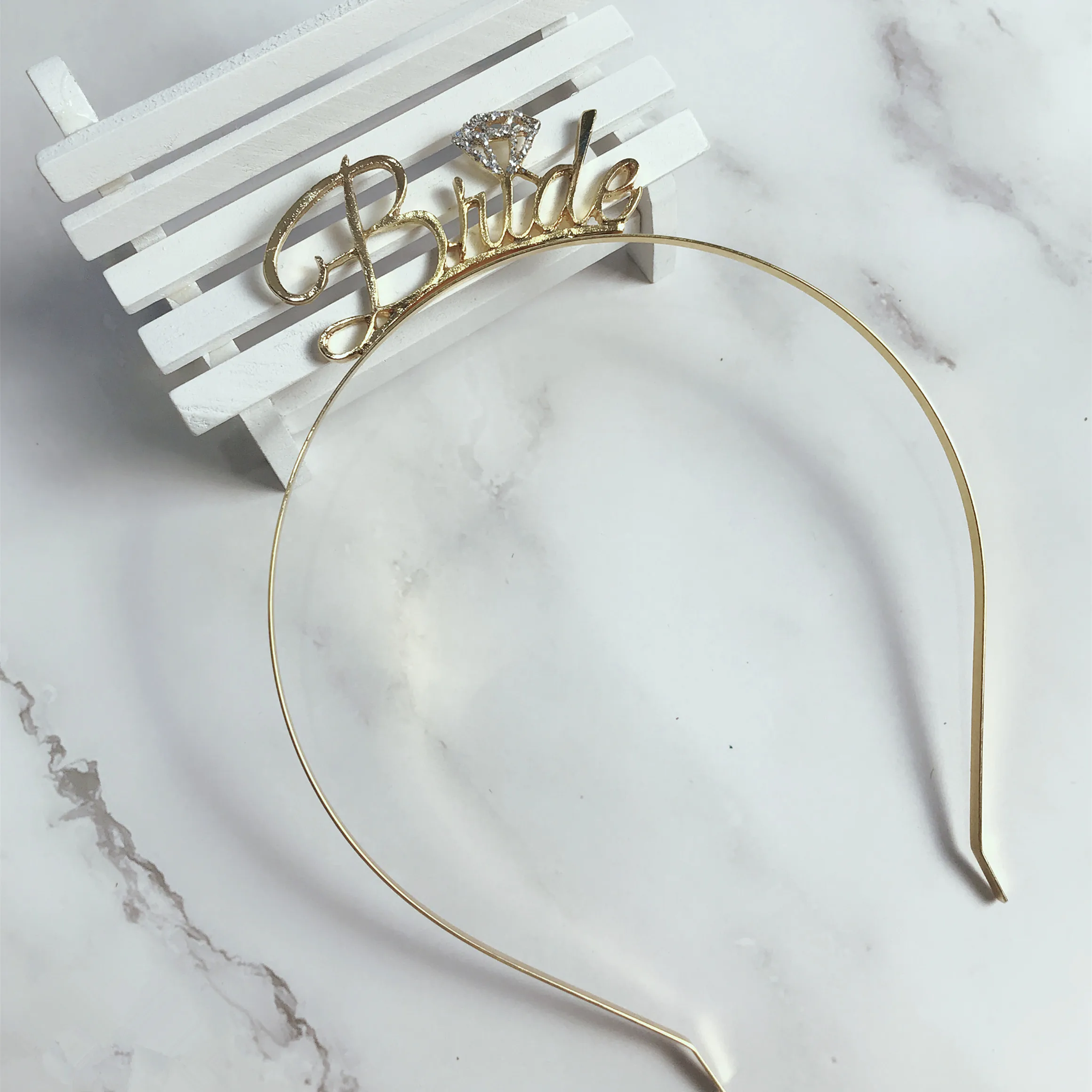 

Wedding Hair Accessories Gold Bride To Be Set Bridesmaid Bridal Shower Hen Party Rhinestone Tiara Crown Bachelorette Party Favor