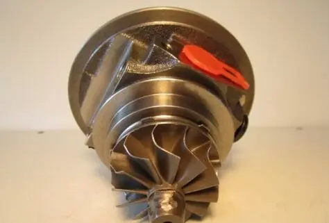 B8 Турбокомпрессора KKK K04 53049880033/53049700033 Картридж для Ford Focus II/Mondeo IV/S-Max Volvo C70 II/S40 II/V50 |