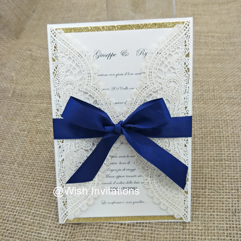 Элегантный темно синий бант Блестящий лазерный вырез приглашения с кружевной
