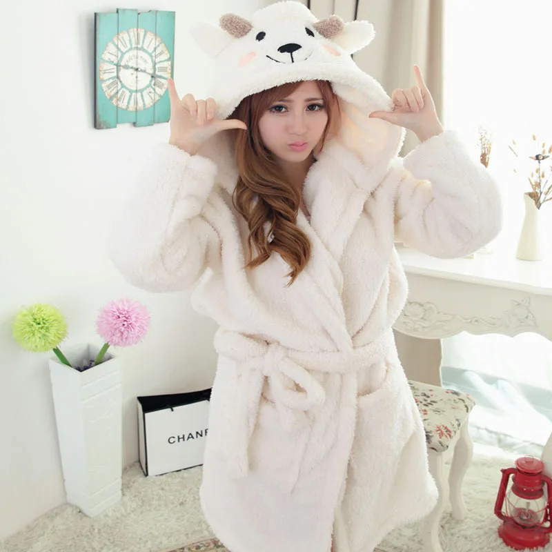 Пижама женская зимняя кораллового цвета с изображением панды домашняя одежда