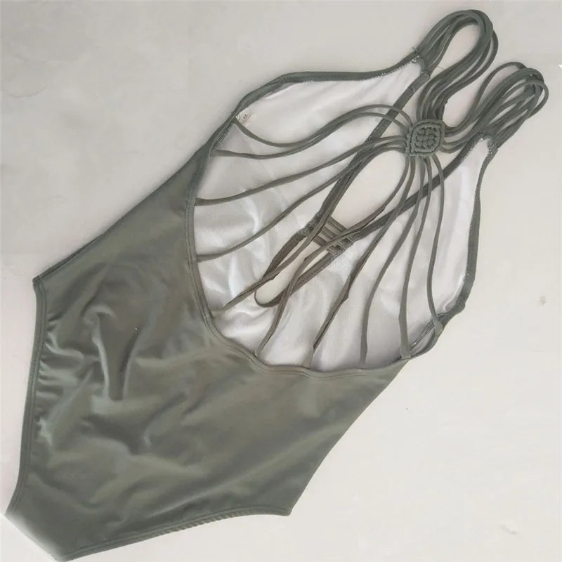 Купальник на бретельках с полным покрытием сзади цельный женский купальник